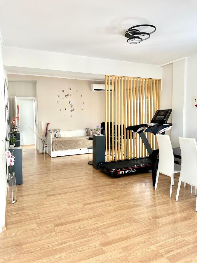 Cozy Apartment With Parking Near The City Center Aten Exteriör bild