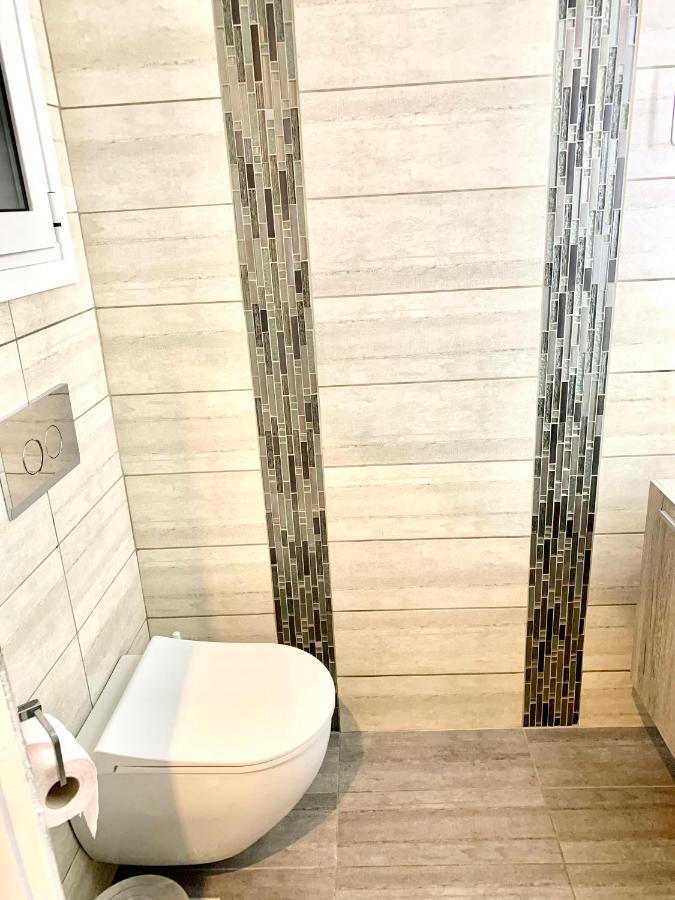 Cozy Apartment With Parking Near The City Center Aten Exteriör bild