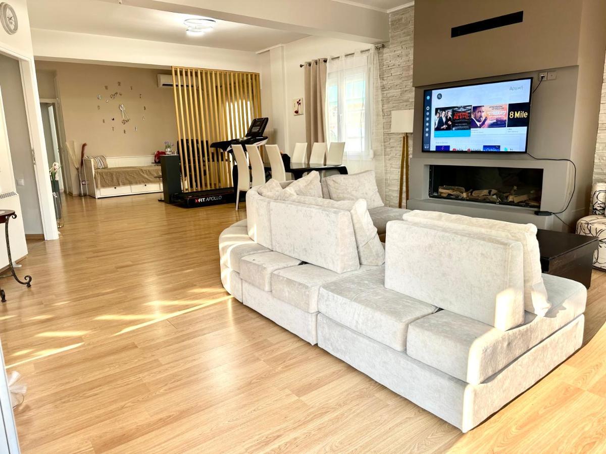 Cozy Apartment With Parking Near The City Center Aten Exteriör bild